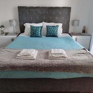 Kamer met een King Size Bed